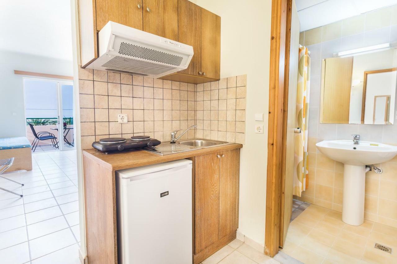 Alonia Hotel Apartments Kolymbari Exterior photo